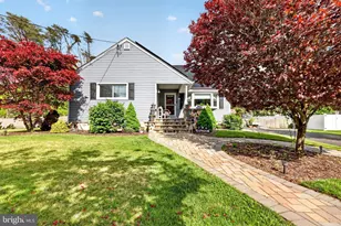 9 Charles Ave, Gloucester Township, NJ 08012 - Photo 3