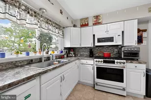 9 Charles Ave, Gloucester Township, NJ 08012 - Photo 13