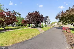 9 Charles Ave, Gloucester Township, NJ 08012 - Photo 5