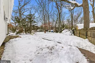 16 E Woodburn Ave, Pine Hill, NJ 08021 - Photo 13