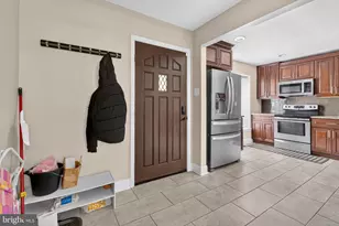 219 Keats Ct, Sicklerville, NJ 08081 - Photo 3