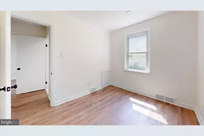 10 Bergen Avenue, Voorhees, NJ 08043 - Photo 5