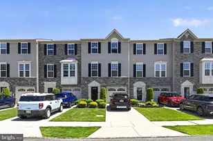 31 Village Green Ln, Sicklerville, NJ 08081 - Photo 1