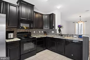 31 Village Green Ln, Sicklerville, NJ 08081 - Photo 15