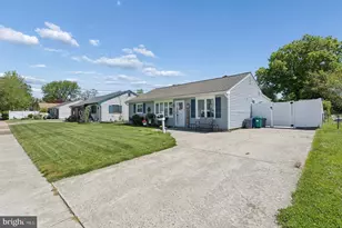 416 Walnut Ave, Gloucester City, NJ 08030 - Photo 3