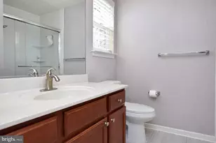 913 Longwood Ave, Cherry Hill, NJ 08002 - Photo 17