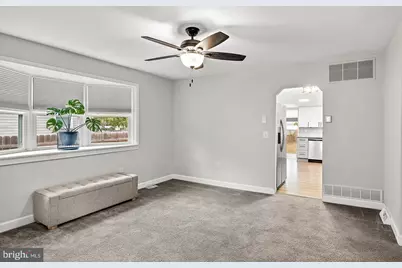 72 E 9th Avenue, Pine Hill, NJ 08021 - Photo 5