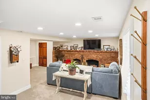 693 Thorny Ln, Gloucester Township, NJ 08029 - Photo 21