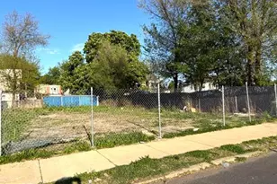 42 Stewart St, Camden, NJ 08105 - Photo 7