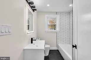 37 Washington Ave, Berlin, NJ 08009 - Photo 3
