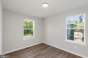 216 Lotus Ave, Voorhees, NJ 08043 - Photo 9