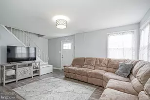 35 St Charles Pl, Runnemede, NJ 08078 - Photo 3