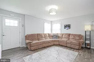 35 St Charles Pl, Runnemede, NJ 08078 - Photo 5