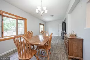 35 St Charles Pl, Runnemede, NJ 08078 - Photo 9
