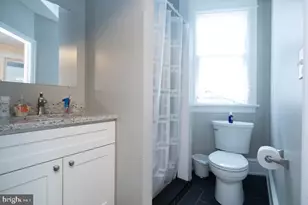 425 Park Ave, Collingswood, NJ 08108 - Photo 11