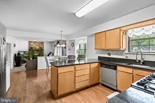 320 Longstone Dr, Cherry Hill, NJ 08003 - Photo 9