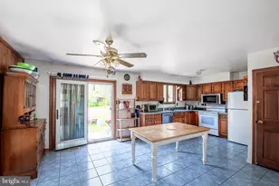 661 Pacific Ave, Waterford Township, NJ 08004 - Photo 7