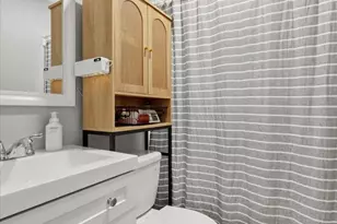 66 E Buckingham Ave, Mount Ephraim, NJ 08059 - Photo 17