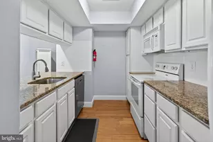 405 Park Pl, Cherry Hill, NJ 08002 - Photo 7