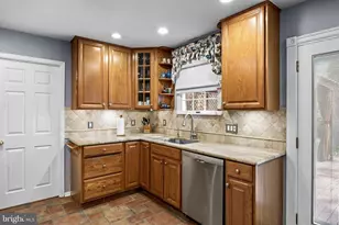 206 Croyden Dr, Cherry Hill, NJ 08003 - Photo 11