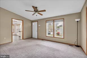 25 Loft Mountain Dr, Sicklerville, NJ 08081 - Photo 13