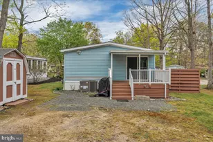 25 Loft Mountain Dr, Sicklerville, NJ 08081 - Photo 25