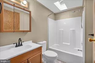 25 Loft Mountain Dr, Sicklerville, NJ 08081 - Photo 17