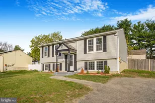 31 Decatur Ln, Sicklerville, NJ 08081 - Photo 3