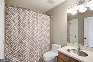 2102 Doral Dr, Gloucester Township, NJ 08012 - Photo 11