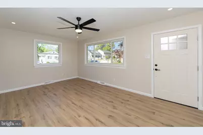 60 N Oakland Avenue, Runnemede, NJ 08078 - Photo 7
