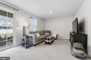 121 Plaza Dr, Sicklerville, NJ 08081 - Photo 19