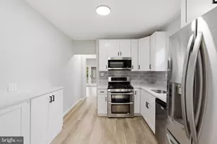 528 Davis Rd, Barrington, NJ 08007 - Photo 11