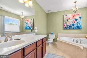 51 Glacier Dr, Berlin, NJ 08009 - Photo 33