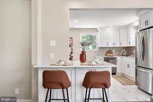 21 S Oakland Ave, Runnemede, NJ 08078 - Photo 9