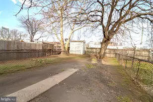 237 Morris St, Gloucester City, NJ 08030 - Photo 23