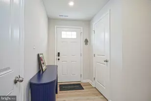 16 Fieldcrest, Gloucester Township, NJ 08012 - Photo 3