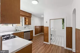 300 Hutchinson Ave, Haddonfield, NJ 08033 - Photo 9
