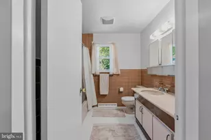 417 Monmouth Dr, Cherry Hill, NJ 08002 - Photo 31