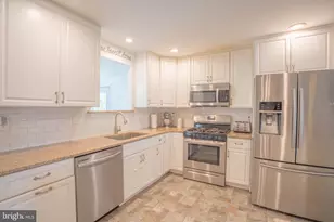 23 Springlane, Gloucester Township, NJ 08012 - Photo 9