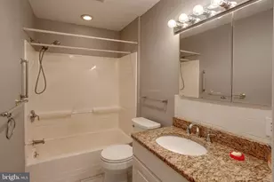 403 Jamaica Dr, Cherry Hill, NJ 08002 - Photo 19