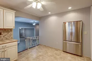 403 Jamaica Dr, Cherry Hill, NJ 08002 - Photo 9