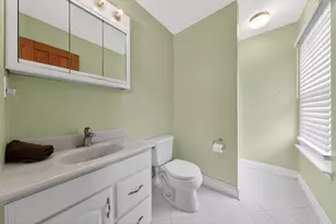 181 Peregrine Dr, Voorhees, NJ 08043 - Photo 11