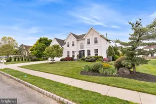 19 Chambord Ln, Voorhees, NJ 08043 - Photo 3