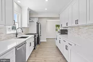 1105 Sunset Dr, Somerdale, NJ 08083 - Photo 7
