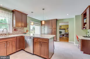 1113 Seagull Ln, Cherry Hill, NJ 08003 - Photo 11