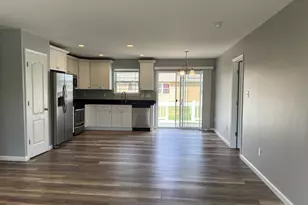 519 Surrey Ave, Berlin, NJ 08009 - Photo 5