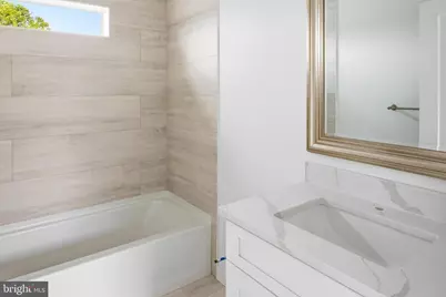 43 E Hodges Avenue, Lawnside, NJ 08045 - Photo 23