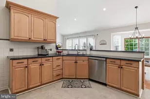812 Longwood Ave, Cherry Hill, NJ 08002 - Photo 3