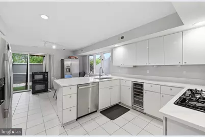916 Chanticleer, Cherry Hill, NJ 08003 - Photo 19