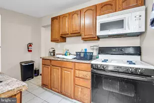 53 Victoria Pl, Gloucester City, NJ 08030 - Photo 9